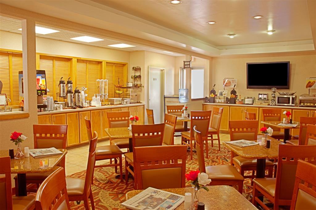Best Windsor Inn Lubbock Restoran gambar